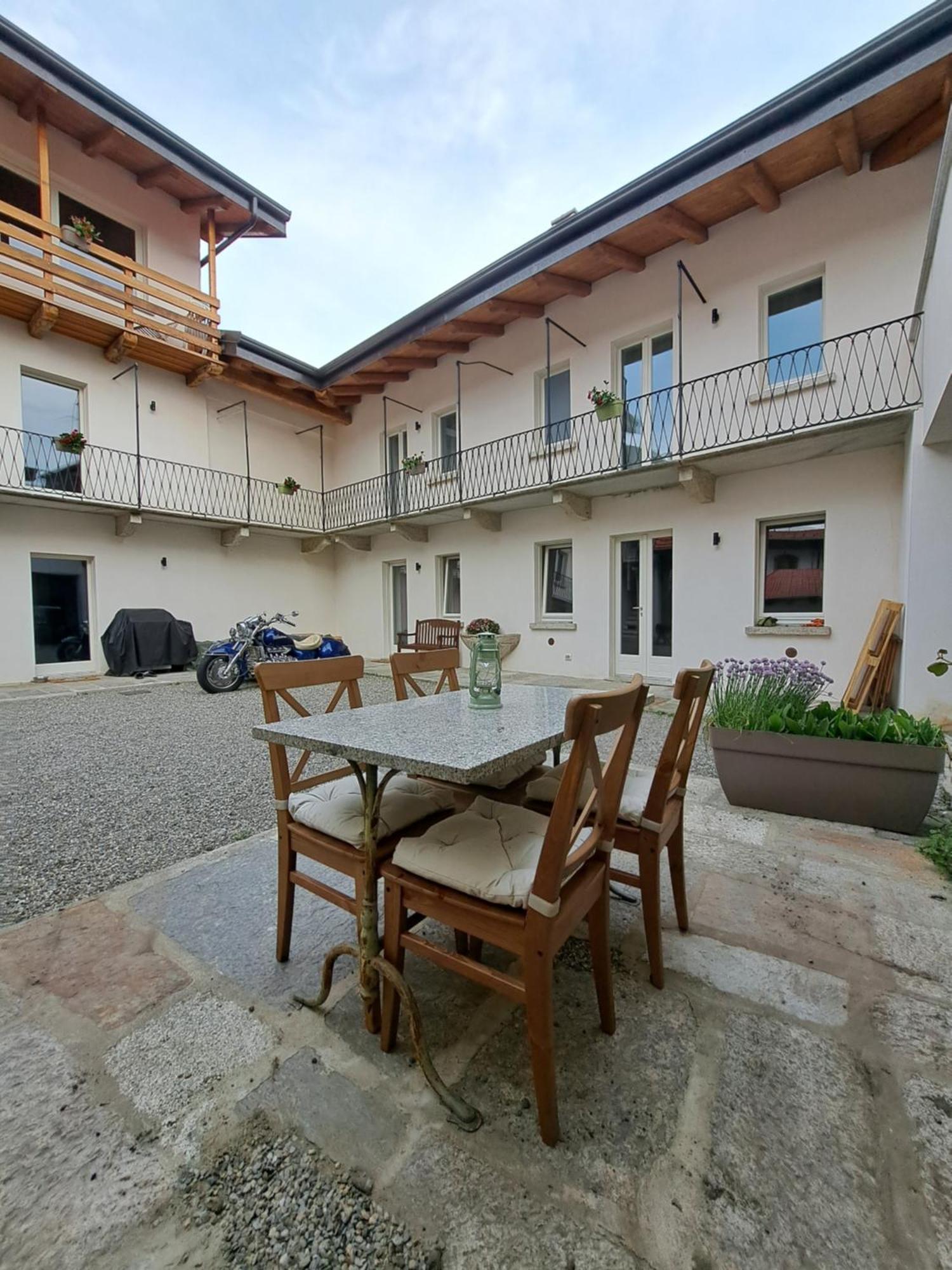 B&B Il Cortile Soriso Ngoại thất bức ảnh